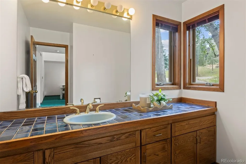 23595 Currant Drive Golden CO 80401