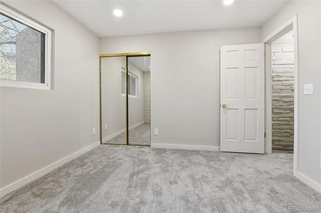 1060 S Parker Road Denver CO 80231