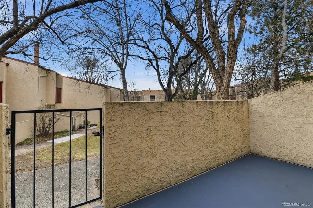 1060 S Parker Road Denver CO 80231