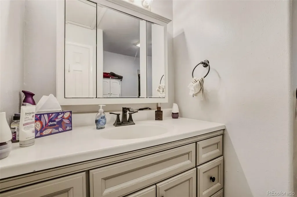 3419 S Fairfax Street Denver CO 80222