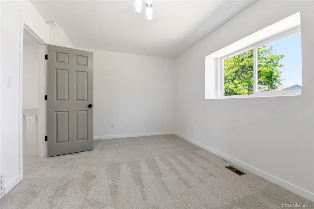 2466 Astrozon Circle Colorado Springs CO 80916