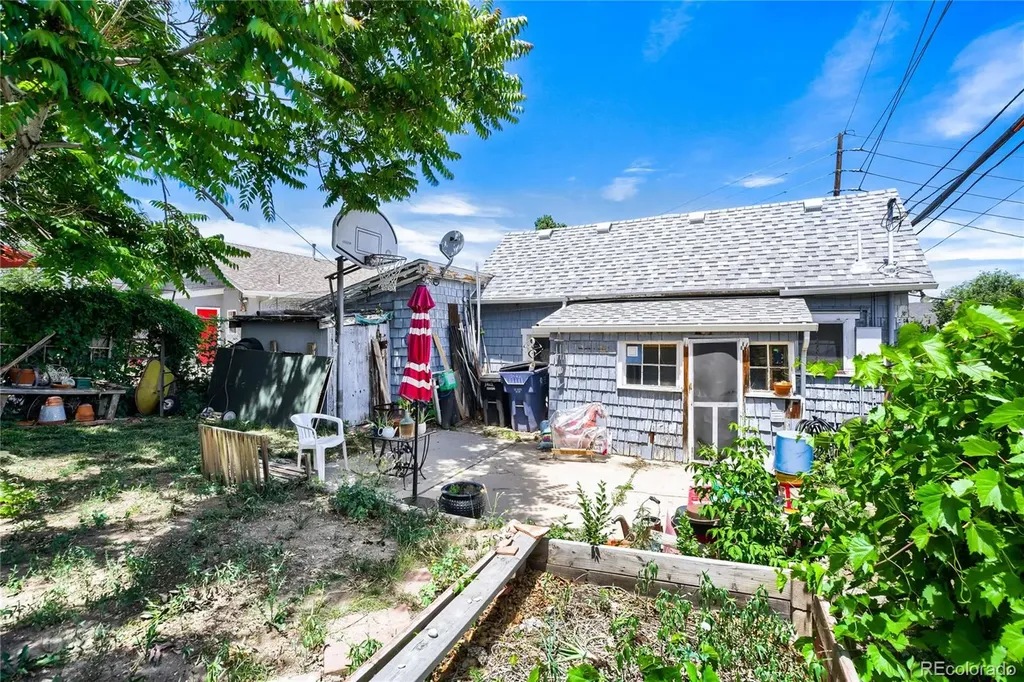 3422 W 8th Avenue Denver CO 80204