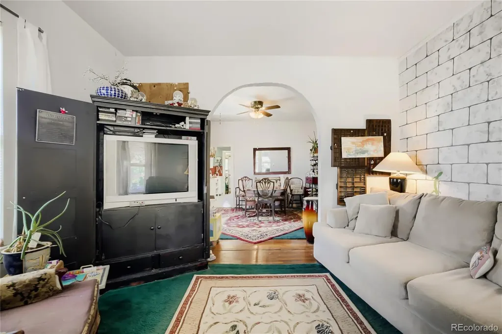 3422 W 8th Avenue Denver CO 80204