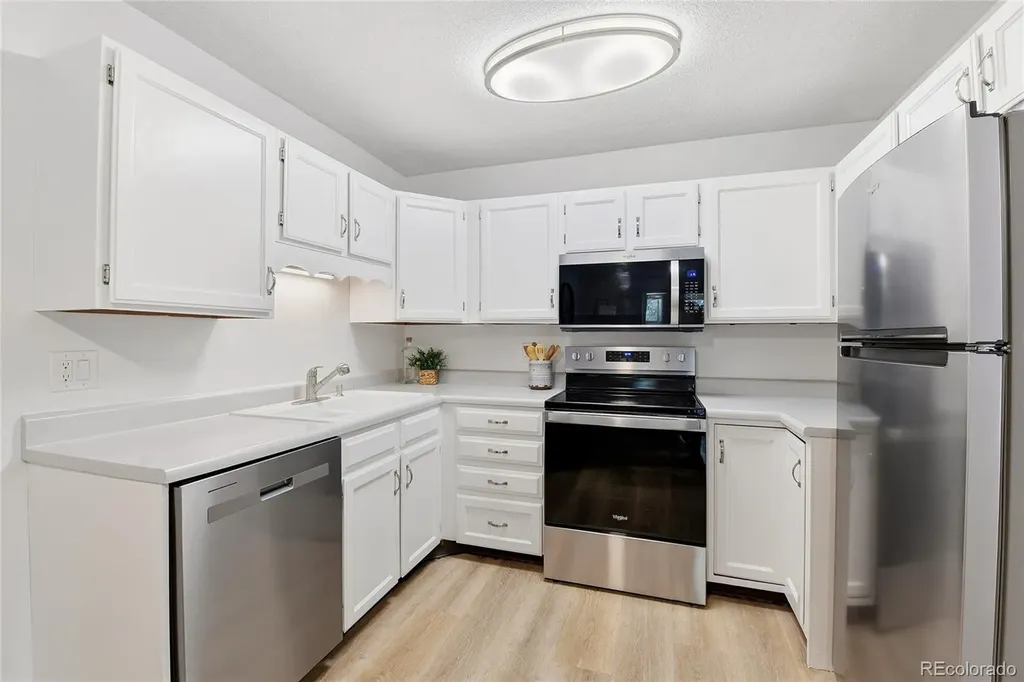 3124 S Wheeling Way Aurora CO 80014