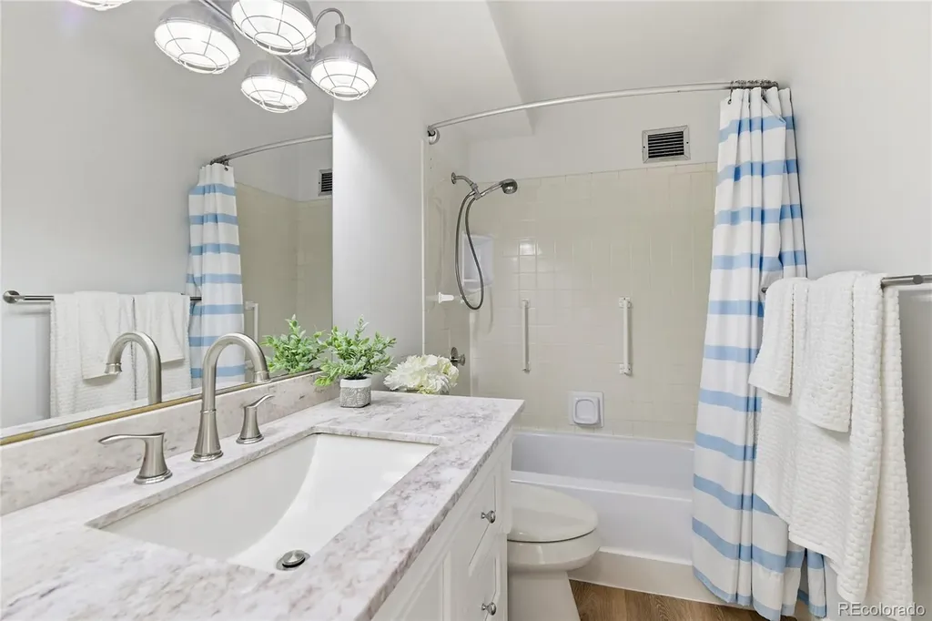 3124 S Wheeling Way Aurora CO 80014