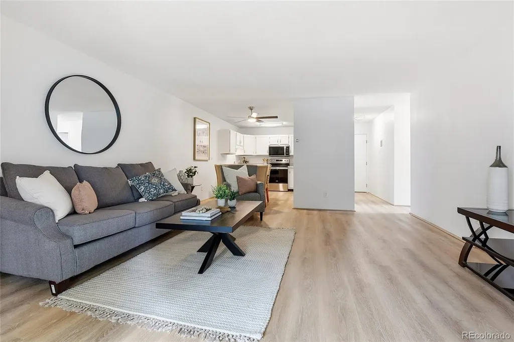 3124 S Wheeling Way Aurora CO 80014
