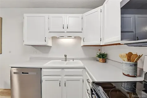 3124 S Wheeling Way Aurora CO 80014