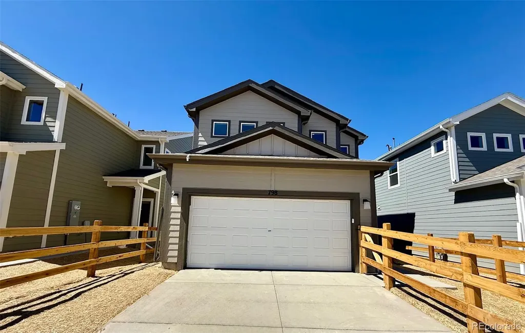798 N Bently Street Watkins CO 80137