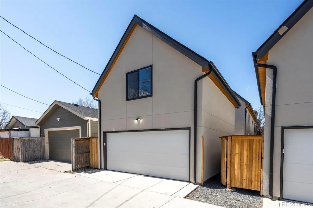 3240 N Franklin Street Denver CO 80205