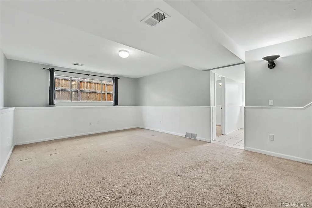 966 E 8th Avenue Broomfield CO 80020
