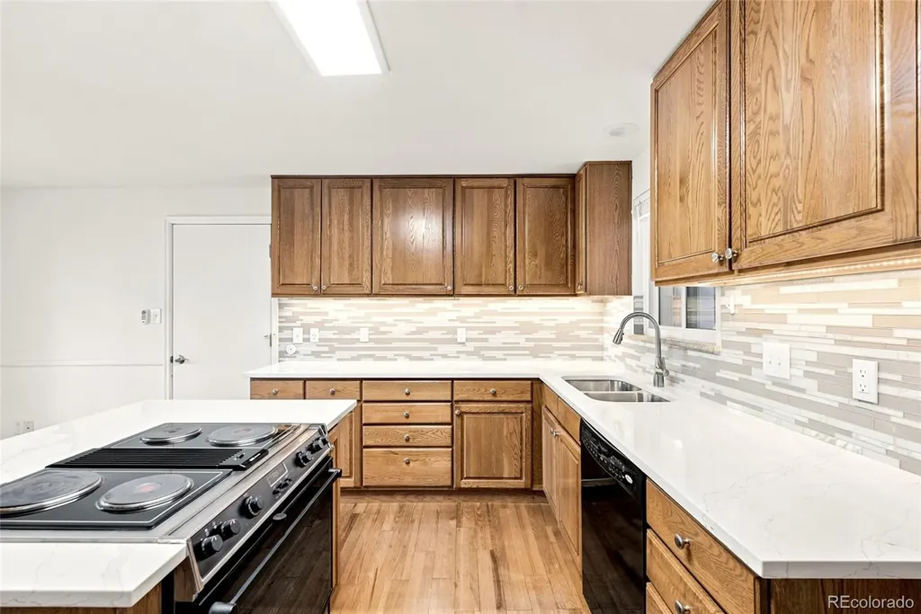 9873 W 77th Avenue Arvada CO 80005