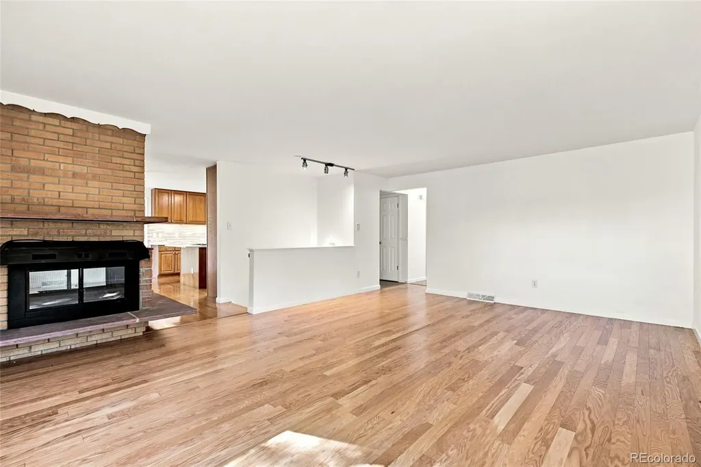 9873 W 77th Avenue Arvada CO 80005