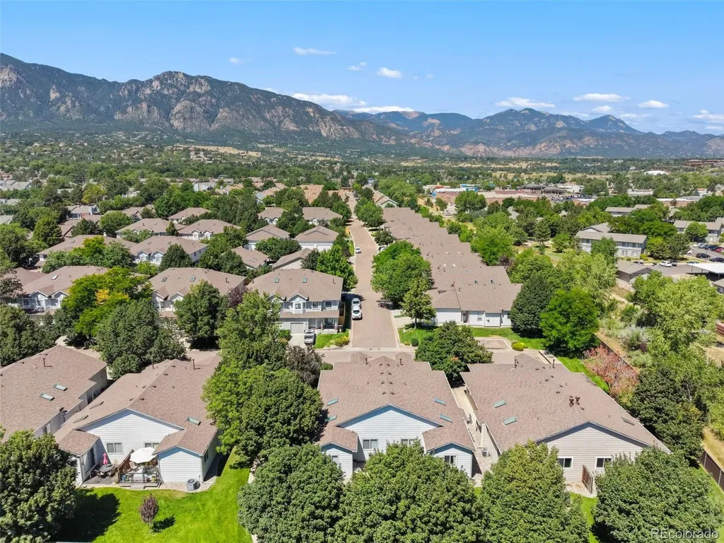 1024 Samuel Point Colorado Springs CO 80906