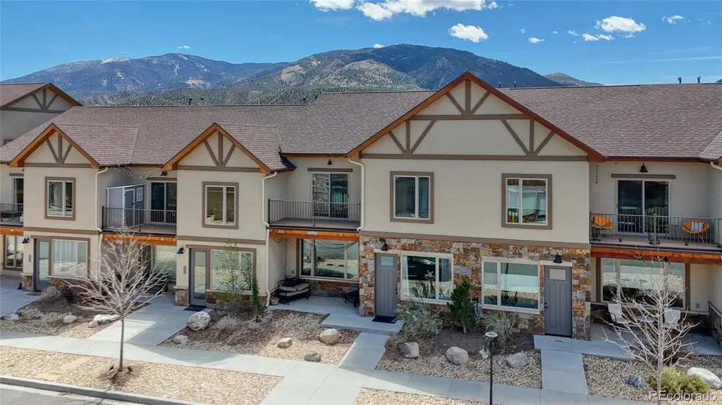 209 Summitview Lane Poncha Springs CO 81201