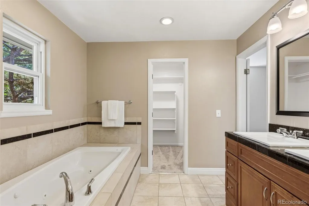 6552 S Saulsbury Court Littleton CO 80123