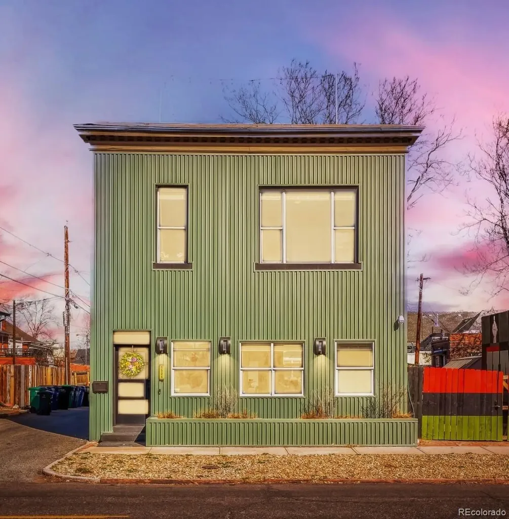 1521 E 29th Avenue Denver CO 80205