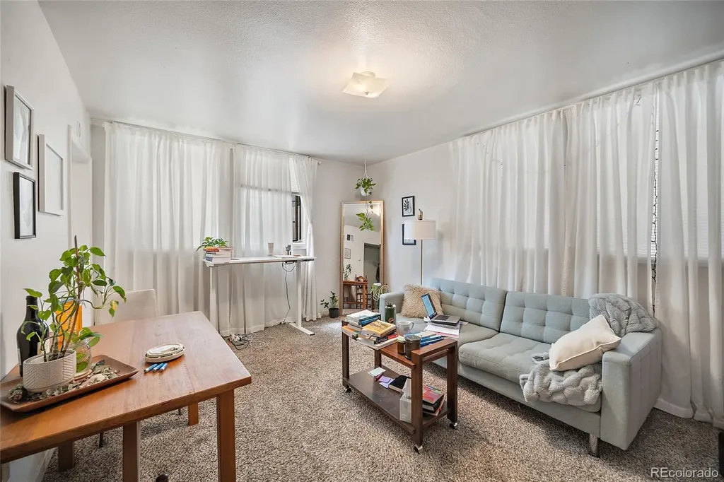 1518 N Wahsatch Avenue Colorado Springs CO 80907
