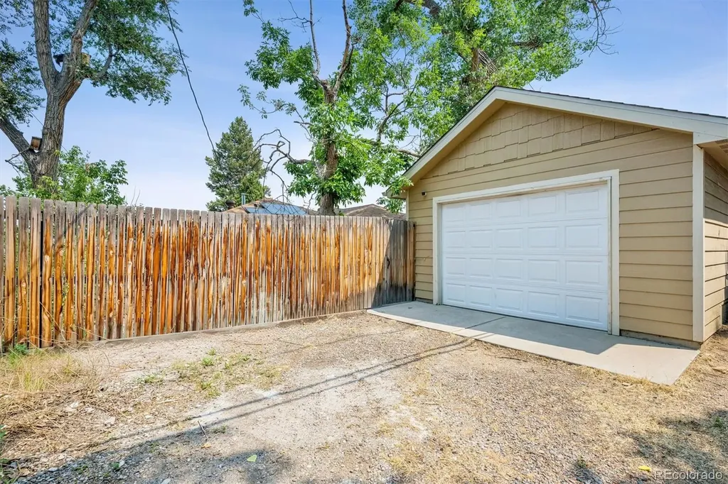 2257 Depew Street Edgewater CO 80214