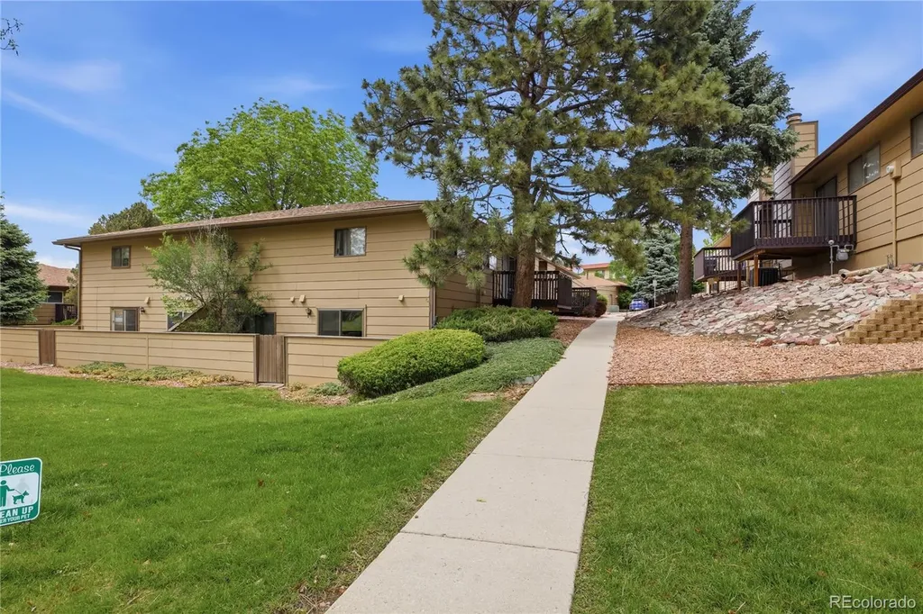 22 Stovel Circle Colorado Springs CO 80916