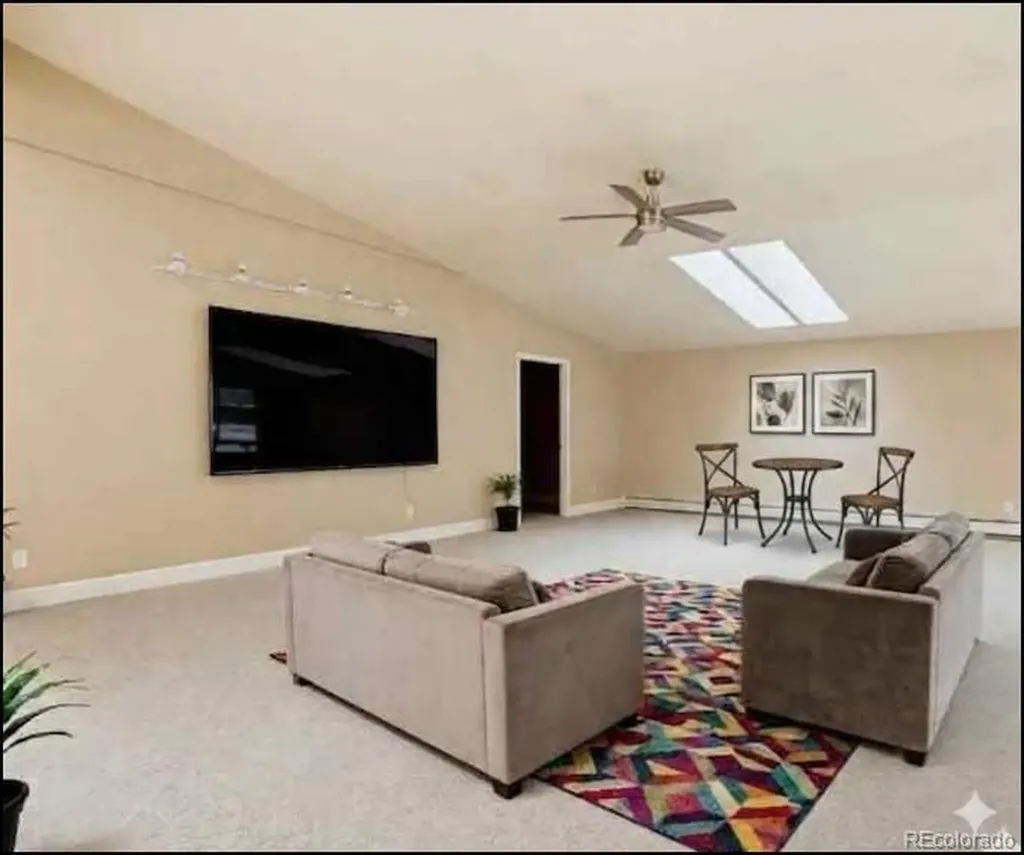 3864 S Quince Street Denver CO 80237