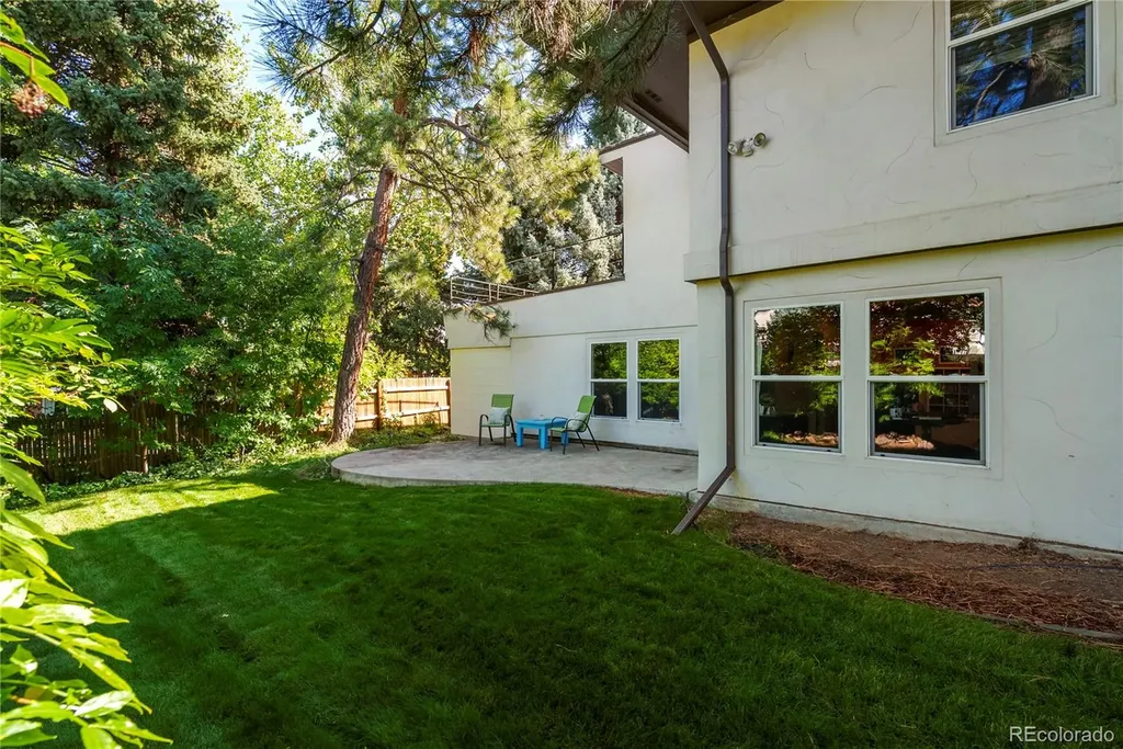 3864 S Quince Street Denver CO 80237