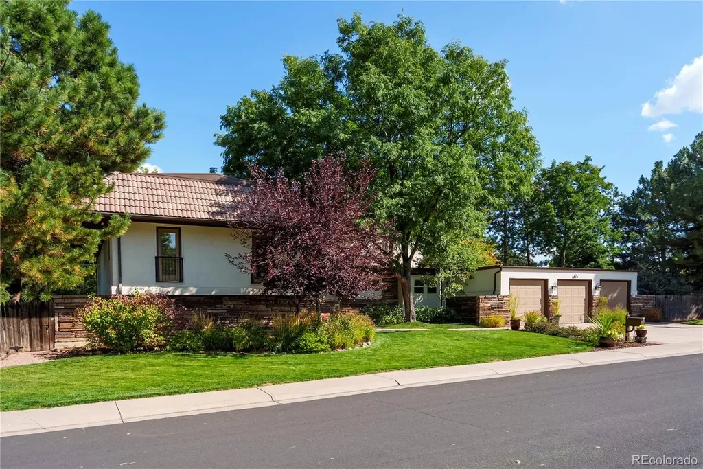 3864 S Quince Street Denver CO 80237