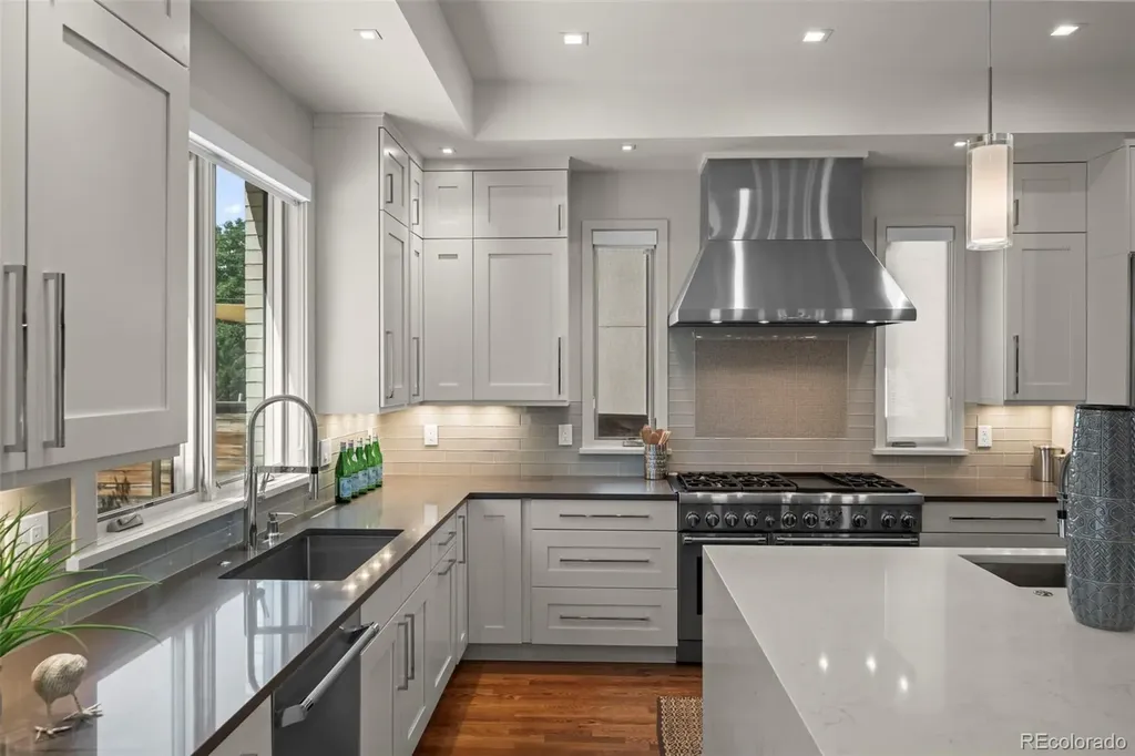 6956 E Archer Place Denver CO 80230
