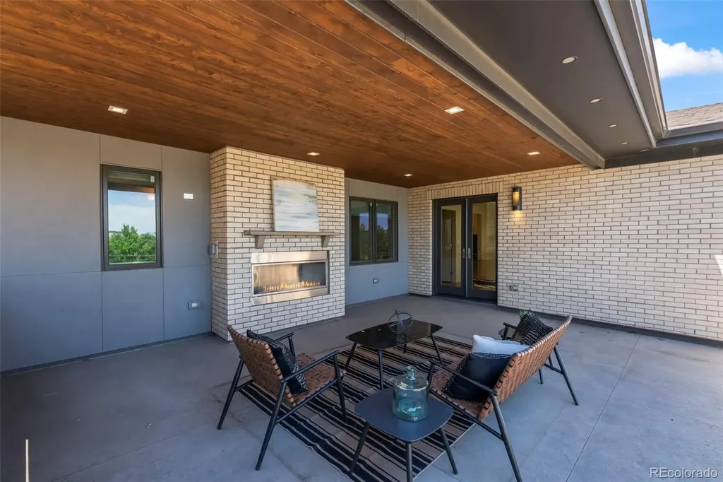 6956 E Archer Place Denver CO 80230