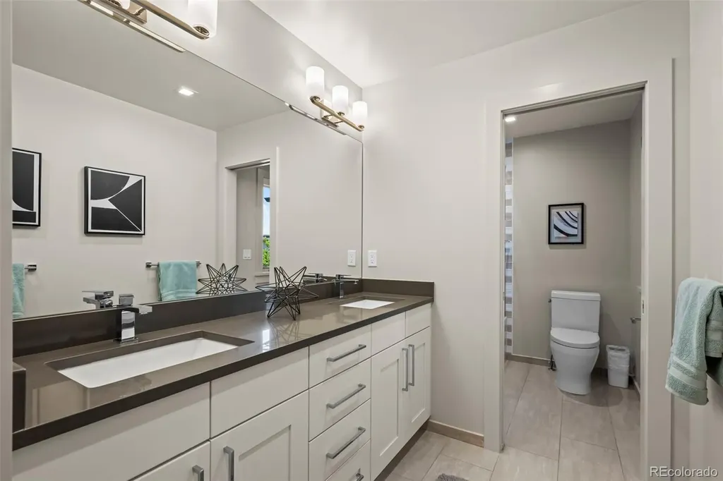 6956 E Archer Place Denver CO 80230