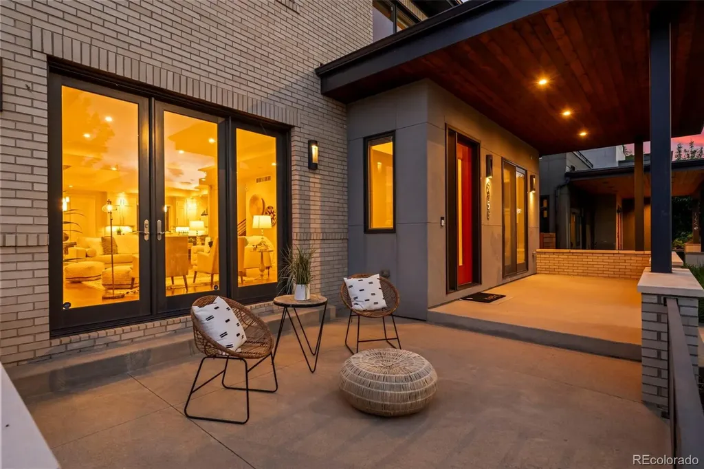 6956 E Archer Place Denver CO 80230