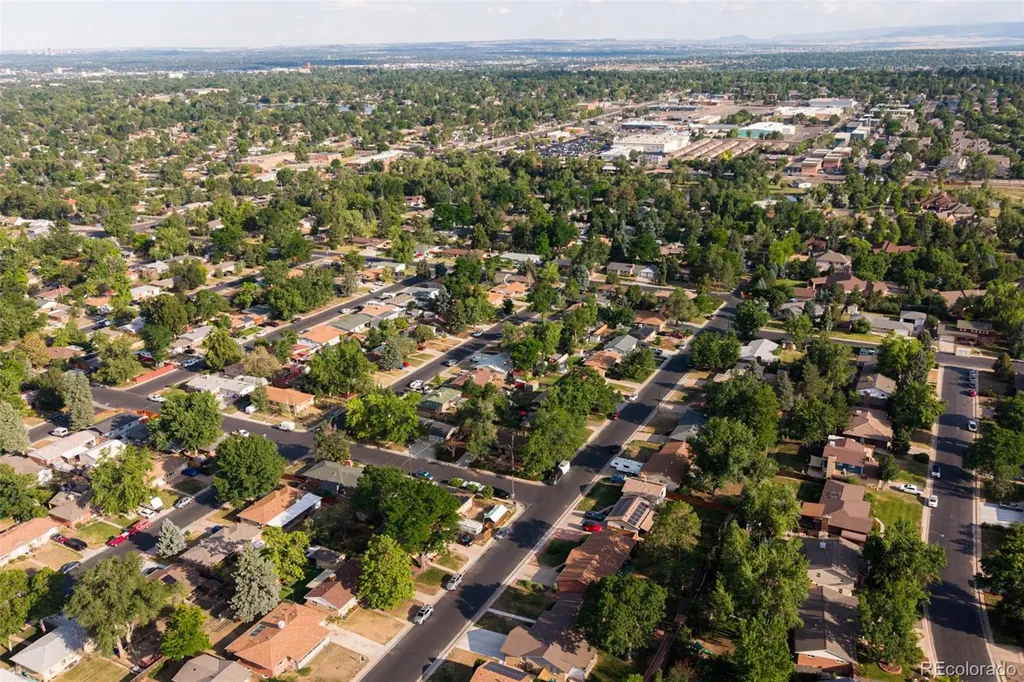 5594 W Iowa Avenue Denver CO 80232