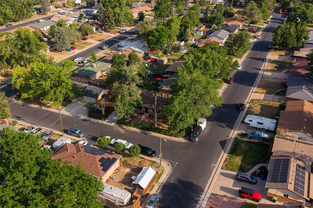 5594 W Iowa Avenue Denver CO 80232