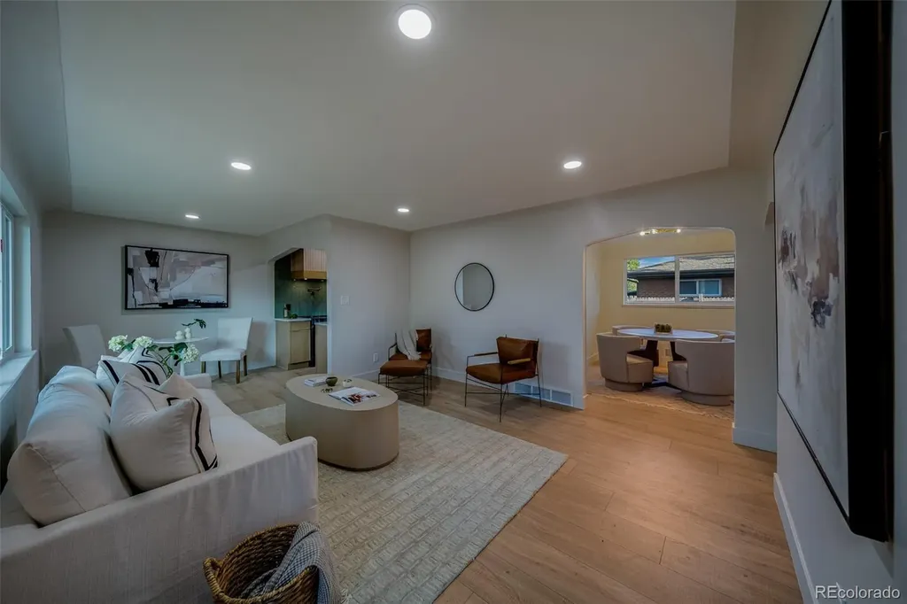 5594 W Iowa Avenue Denver CO 80232