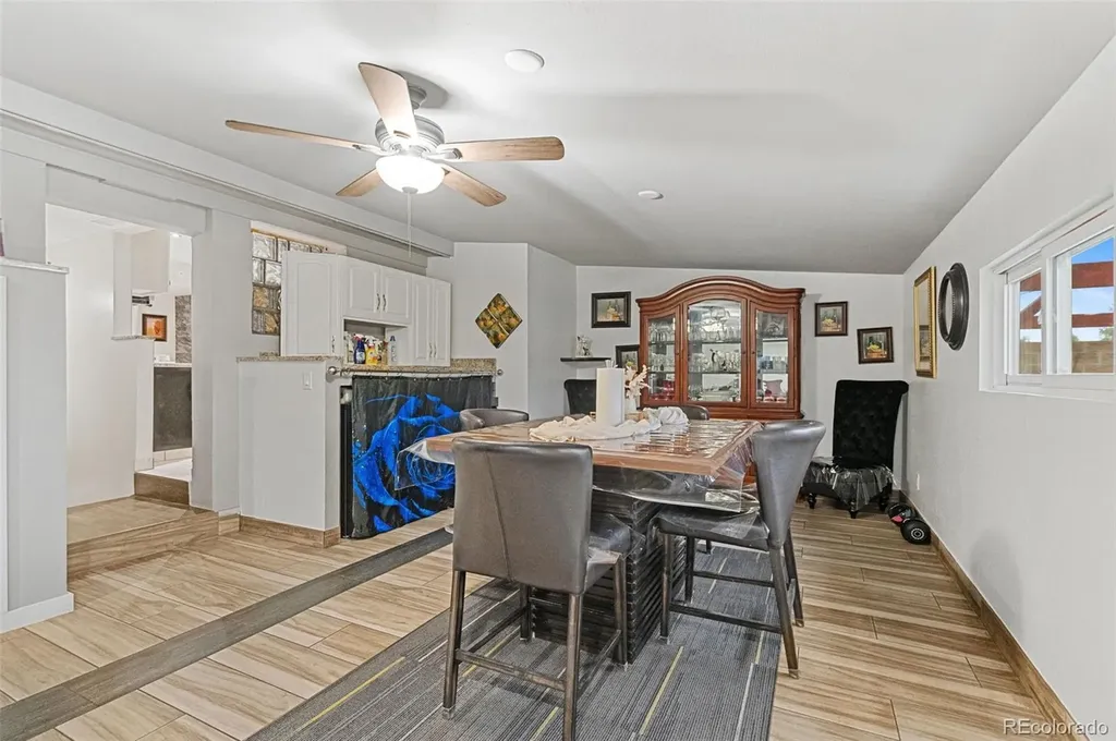 3017 Cimarron Street Aurora CO 80011