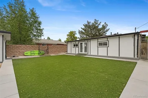 3017 Cimarron Street Aurora CO 80011