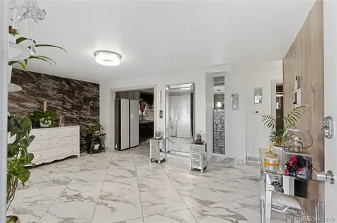 3017 Cimarron Street Aurora CO 80011