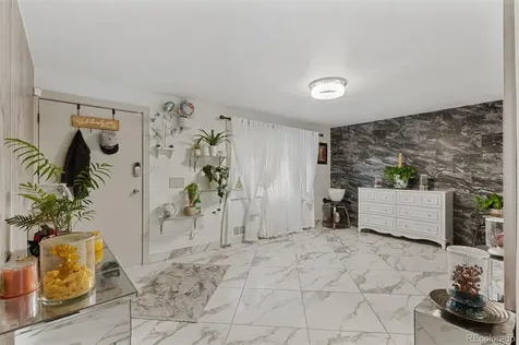 3017 Cimarron Street Aurora CO 80011