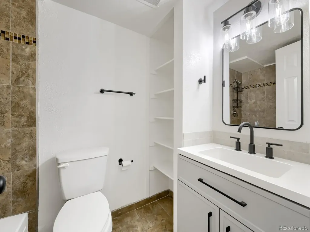 1723 Robb Street Lakewood CO 80215