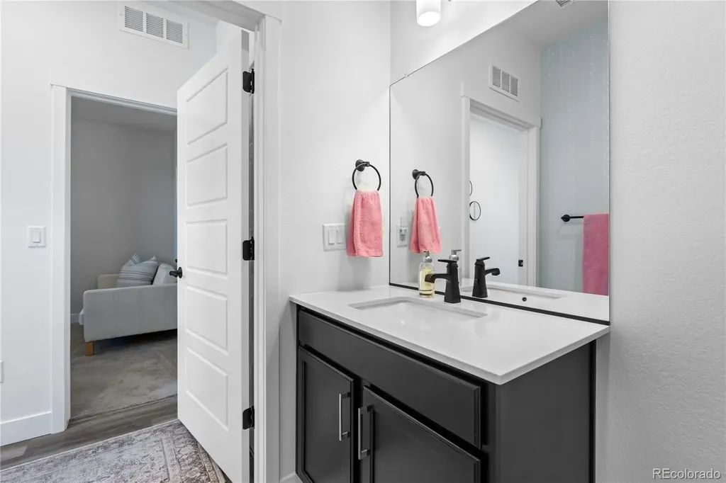 6797 Navajo Street Denver CO 80221