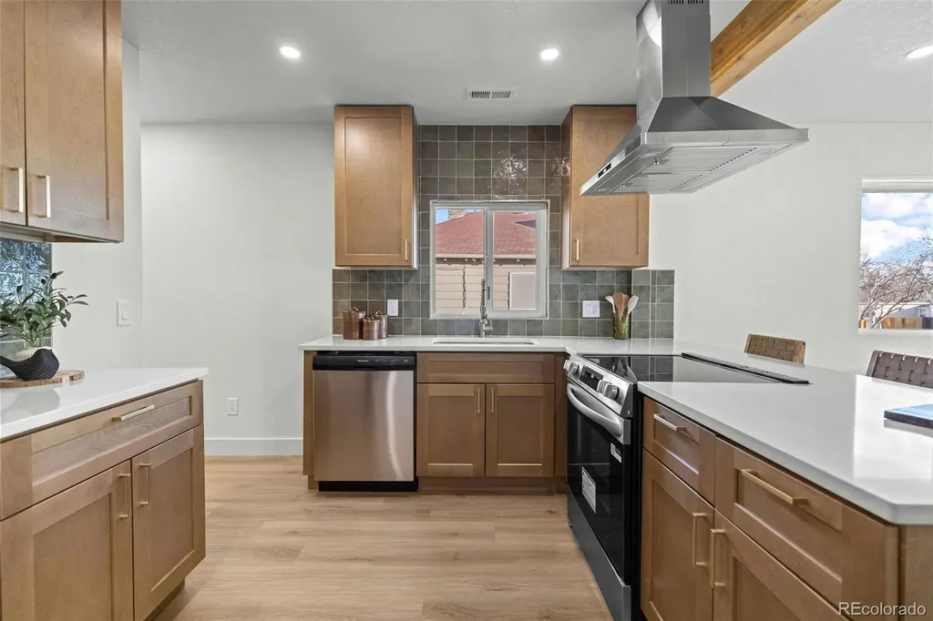 43 Hazel Court Denver CO 80219