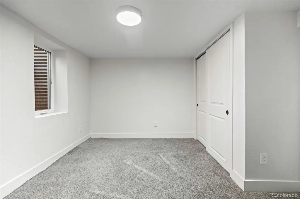 43 Hazel Court Denver CO 80219