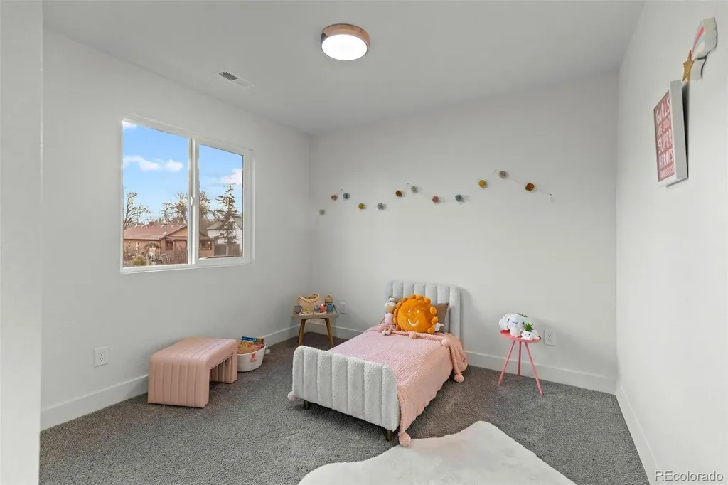43 Hazel Court Denver CO 80219