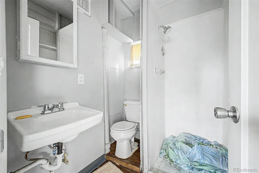 1945 S Clay Street Denver CO 80219