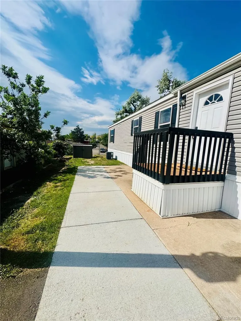 115 Ponderosa Circle Golden CO 80401