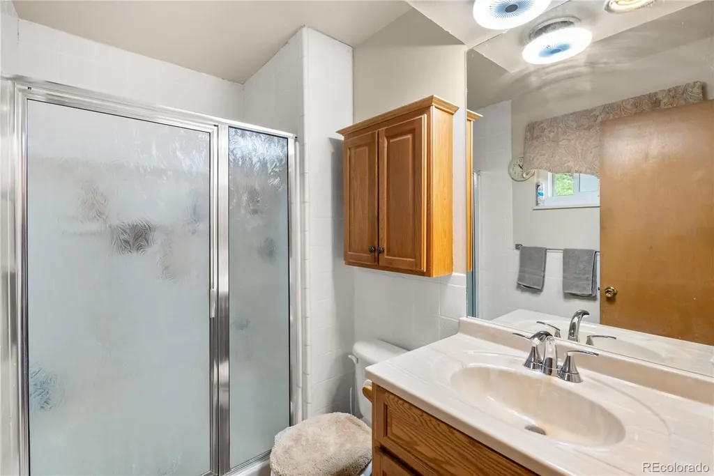 2647 S Linden Court Denver CO 80222