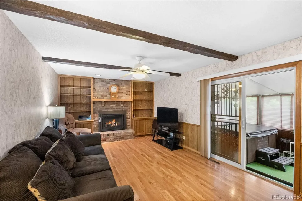 2647 S Linden Court Denver CO 80222