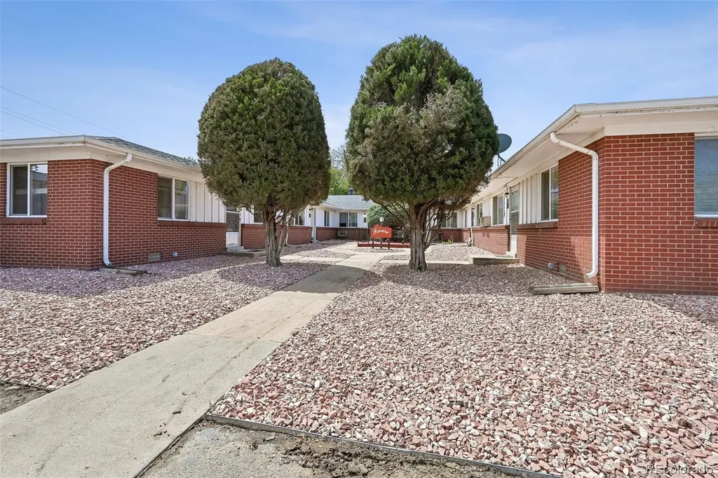 5250 E Warren Avenue Denver CO 80222