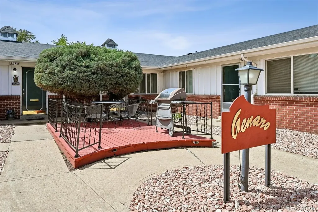 5250 E Warren Avenue Denver CO 80222