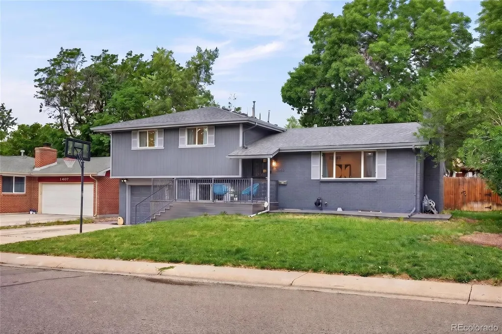 1473 S Dudley Street Lakewood CO 80232