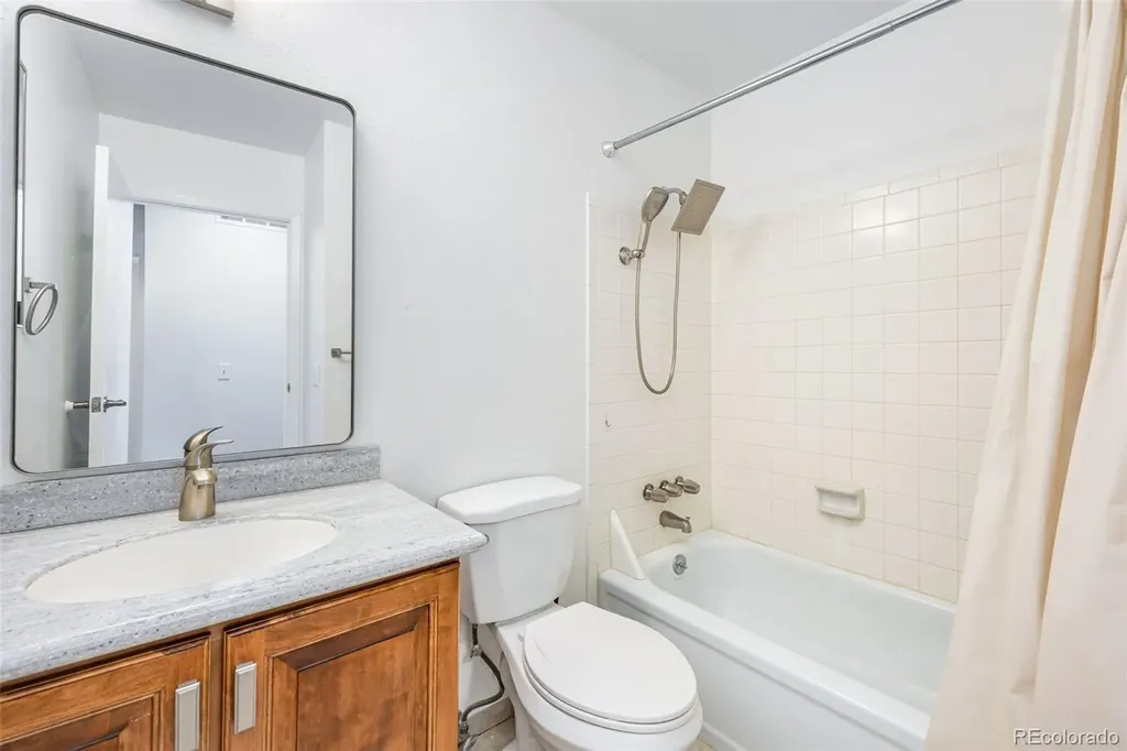 14975 E Radcliff Drive Aurora CO 80015